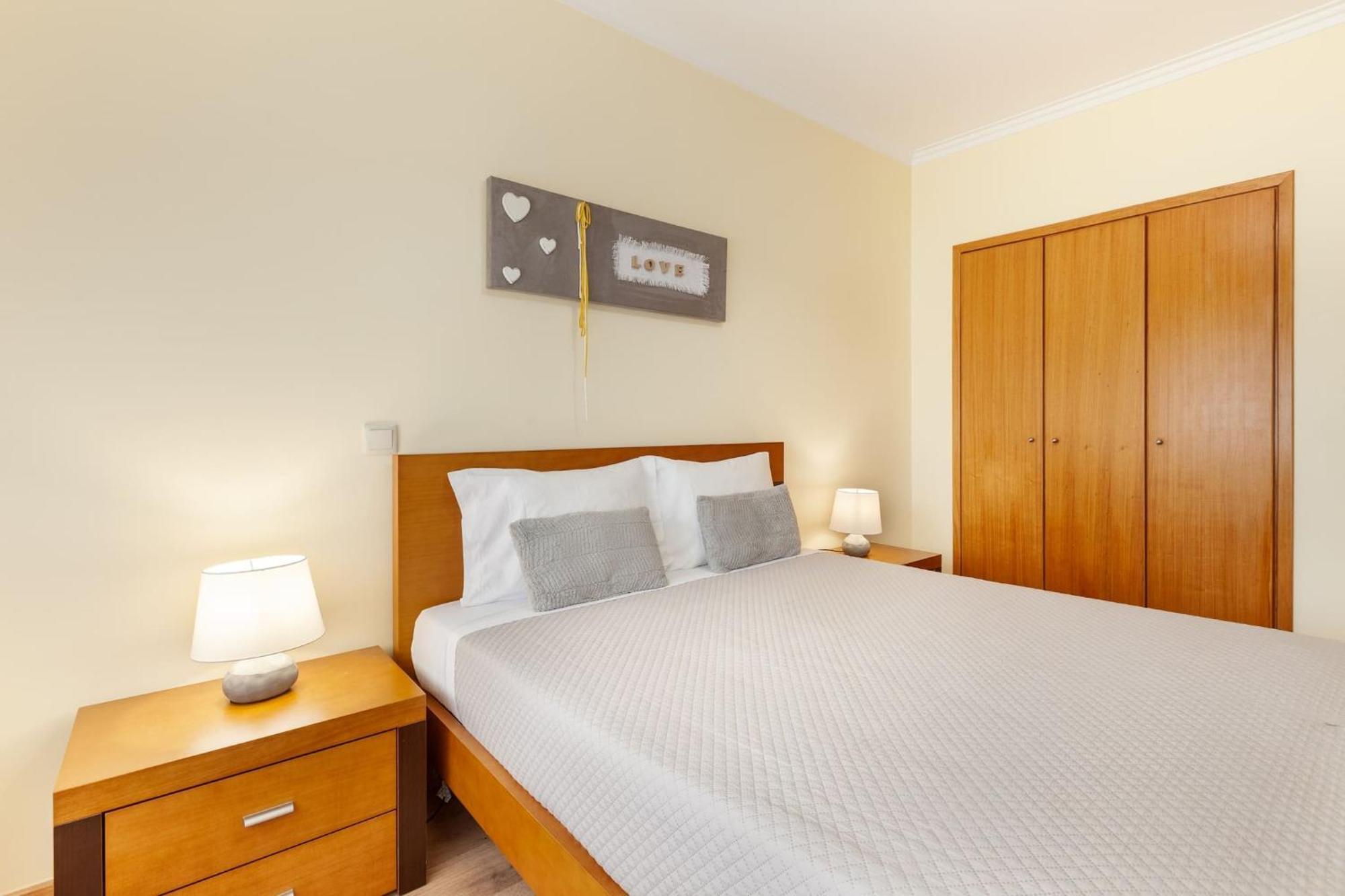 Apartamento Girassol - Minho'S Guest Braga Bagian luar foto