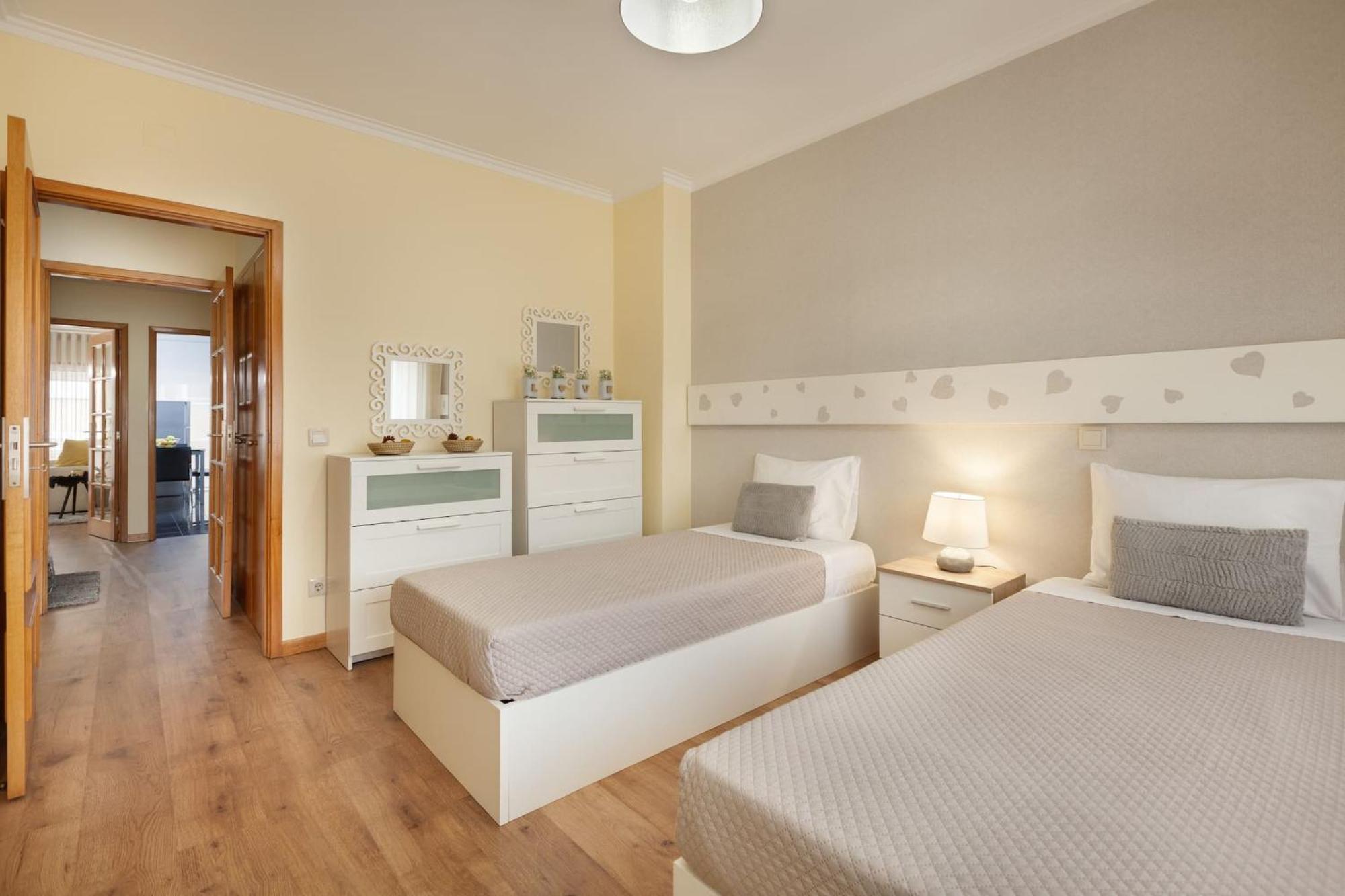 Apartamento Girassol - Minho'S Guest Braga Bagian luar foto